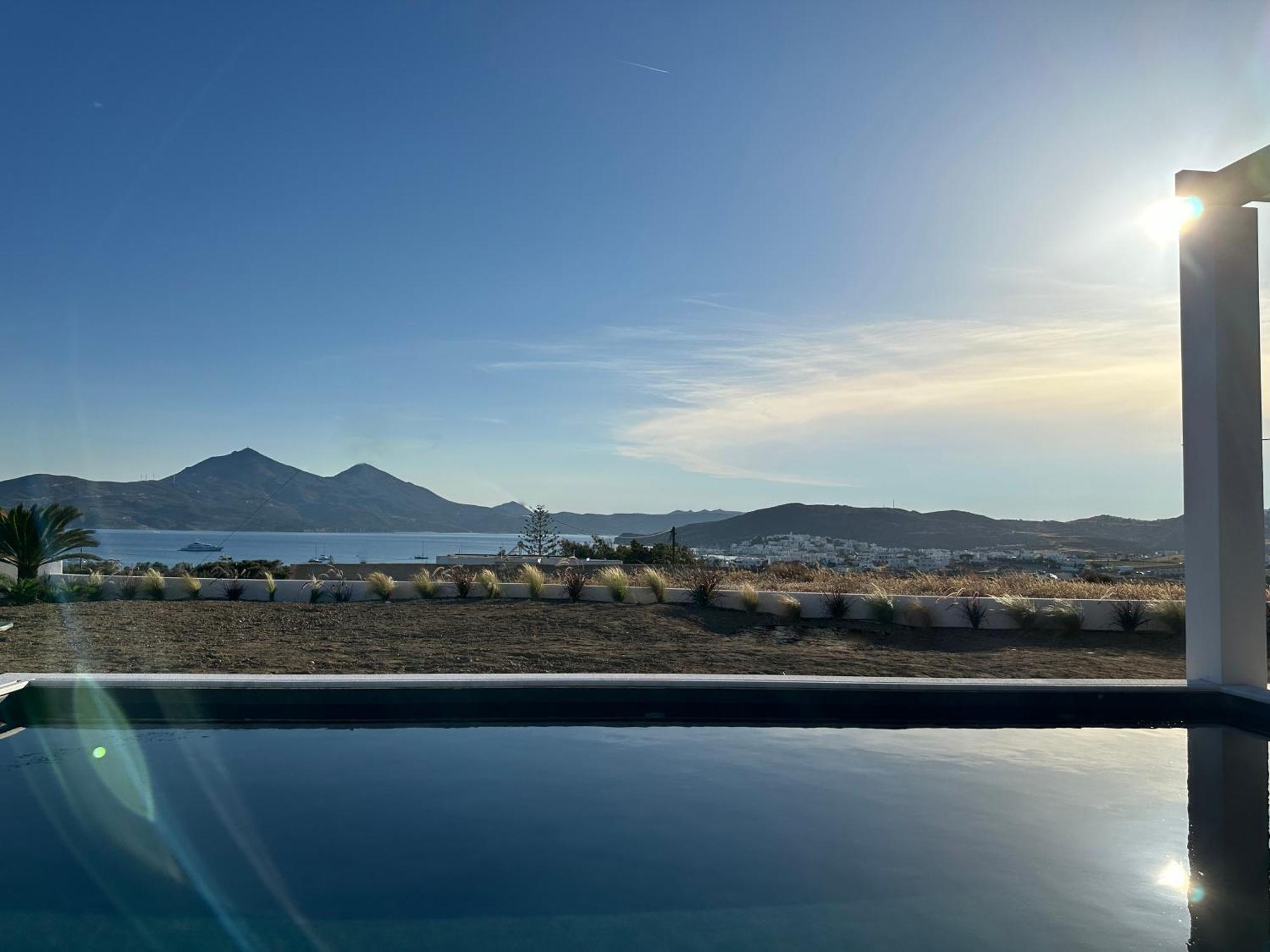 Adriana Luxury Villas Adamantas  Exterior foto